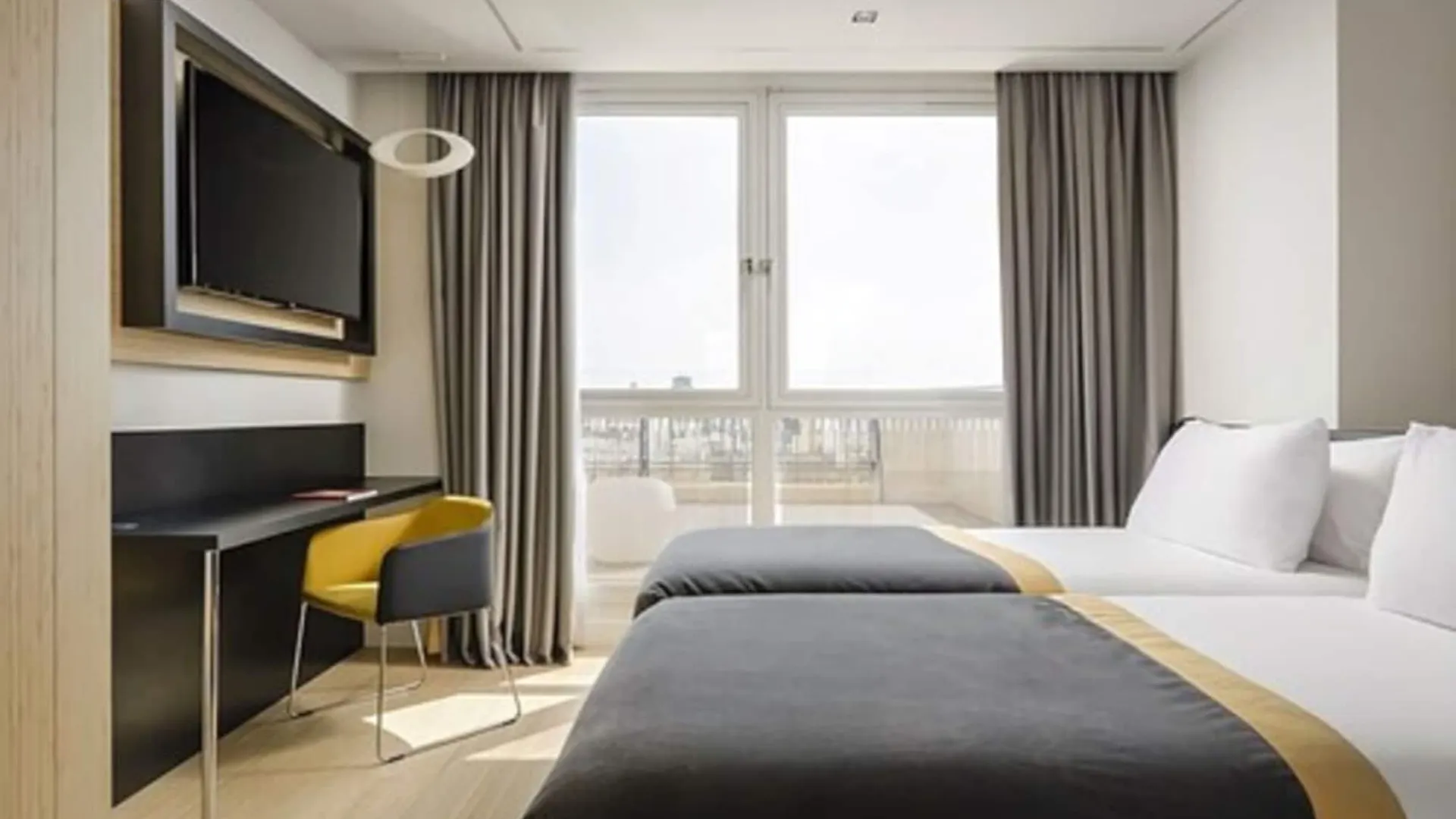 ****  Exe Plaza Catalunya Hotel Barcelona Spain
